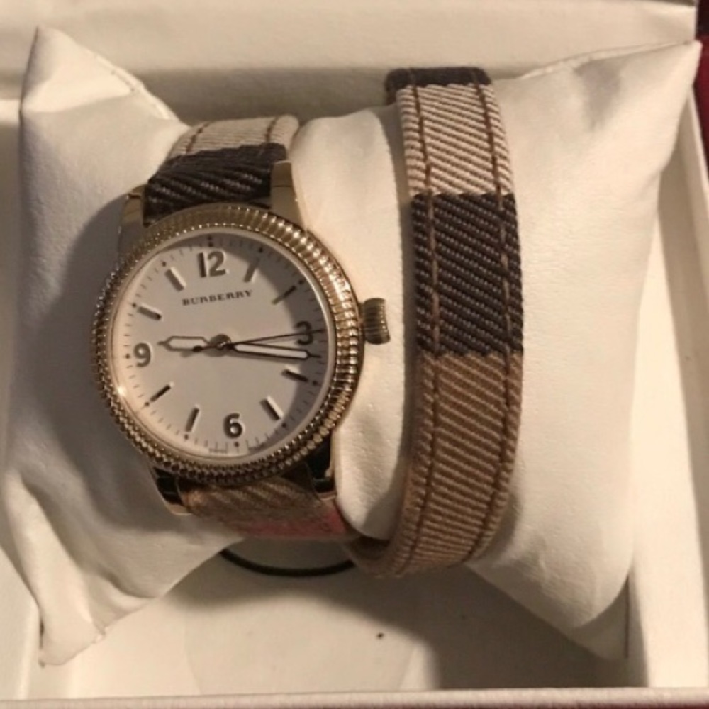 Burberry women watch
